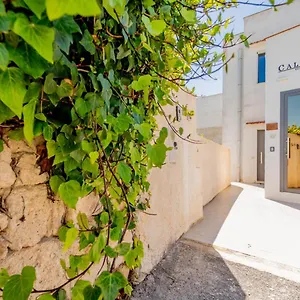Calafato , Favignana Italia